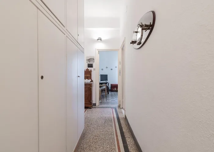 Hostdomus - Dante Apartment